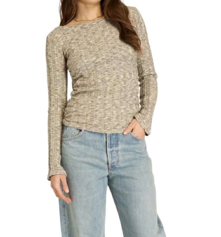 Sanna Boat Neck Long Sleeve Sweater In Grey